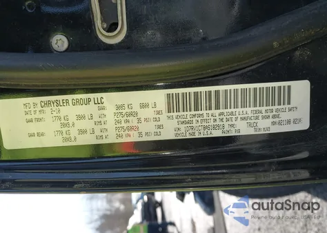 2010 Dodge Ram 1500 Slt/Sport/Trx z USA, uszkodzony, nr VIN 1D7RV1CT8AS182918